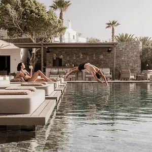 https://mykonos-mystic.hotels-in-mykonosisland.net